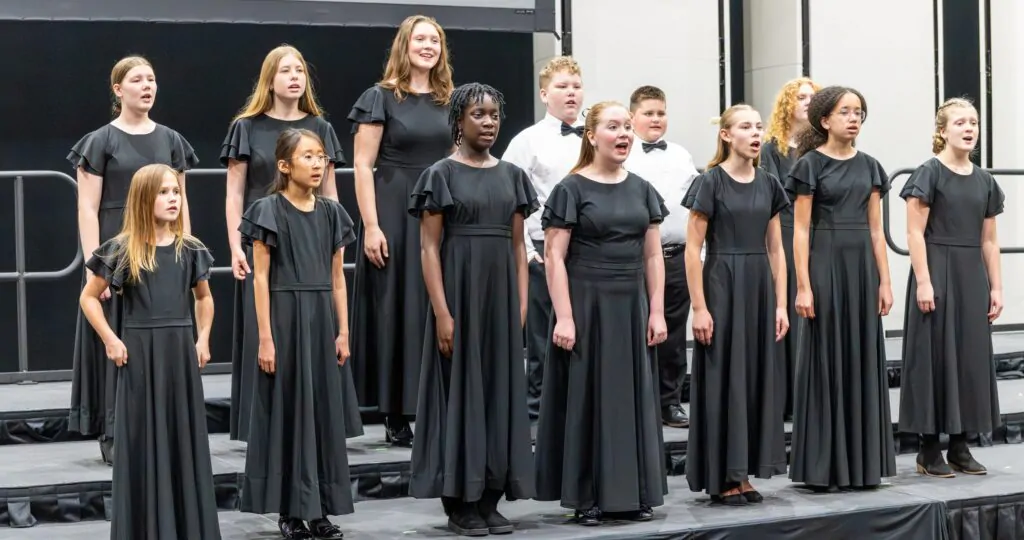 Youth Chorus 1 YC Crop